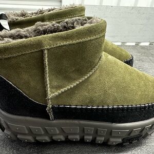 UGG Venture Daze Ultra Mini Olive Green Boots 1158200